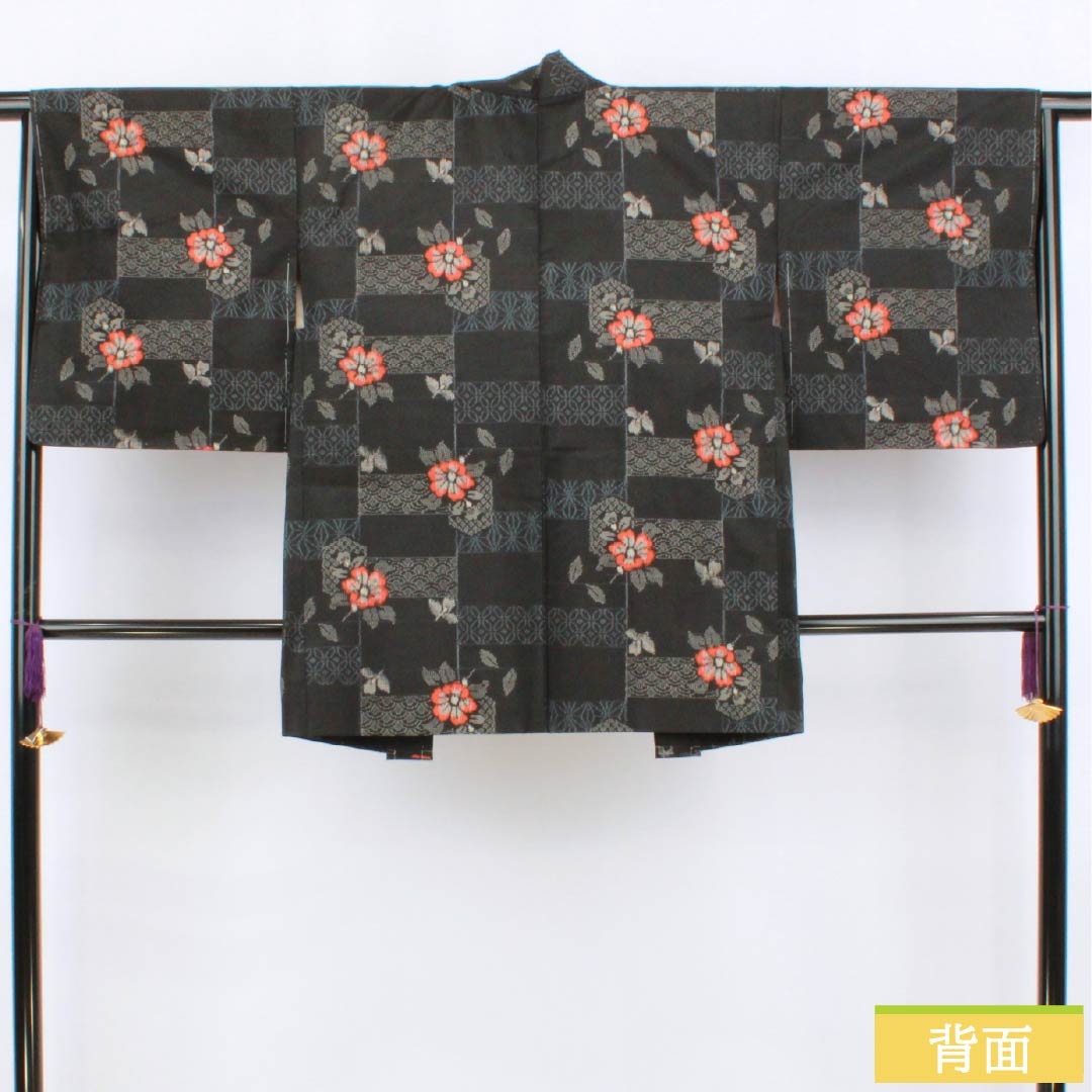 羽織 正絹 Sランク 身丈47cm 裄丈65cm 村山大島 麻の葉 七宝 花 袷 黒系 1117001362910