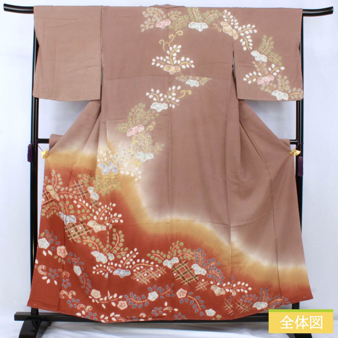 Homongi (formal kimono) made of pure silk, rank B, lined, length 158cm, sleeve length 67cm, Saganezuiro (Saga gray) color, tie-dyed, paulownia wood crepe, brown with basting thread, product number 1112007084314