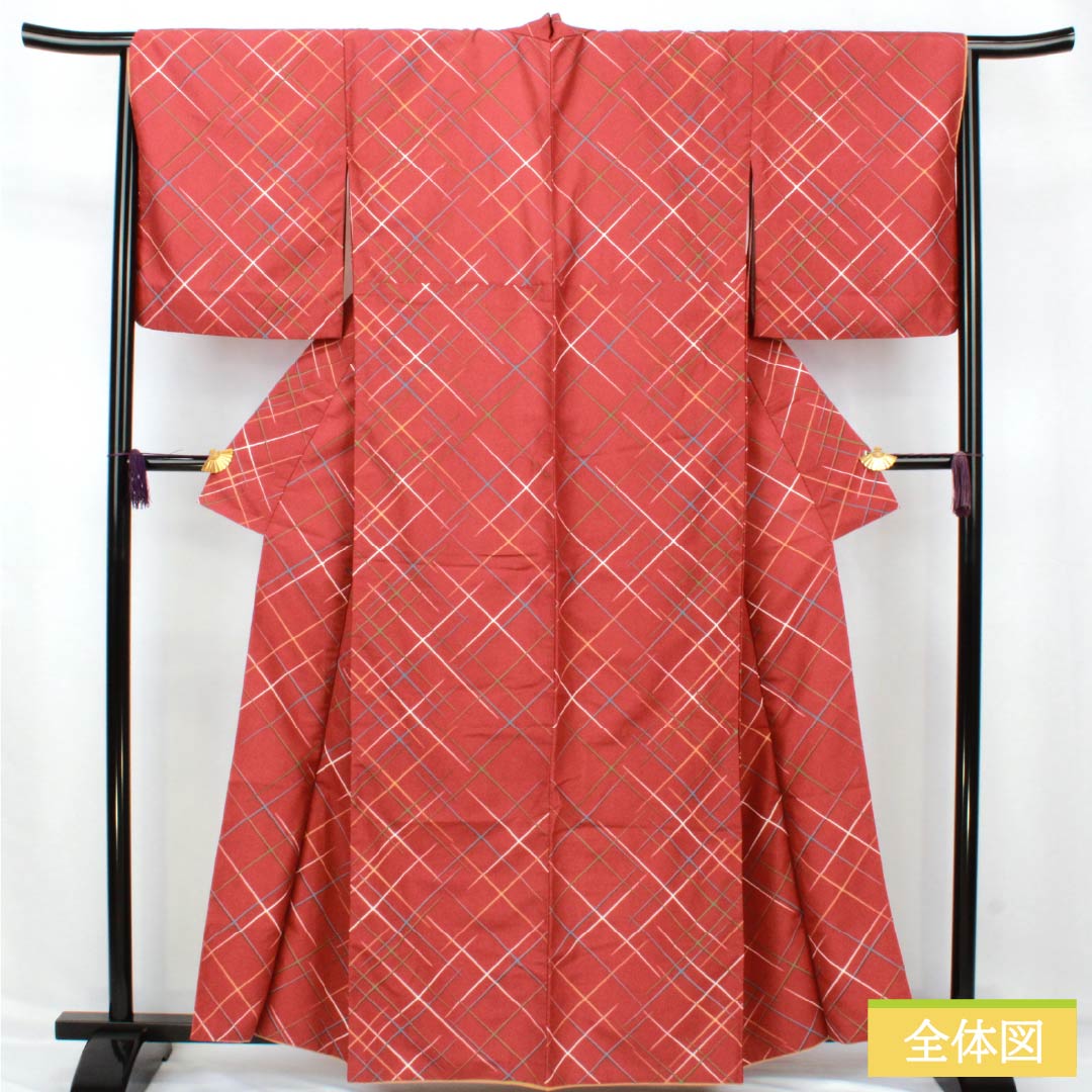 小紋 ポリエステル Aランク 身丈160.5cm 裄丈67.5cm 袷 紅絹色（もみいろ） 斜め格子 洗える着物 赤系 1115007473412