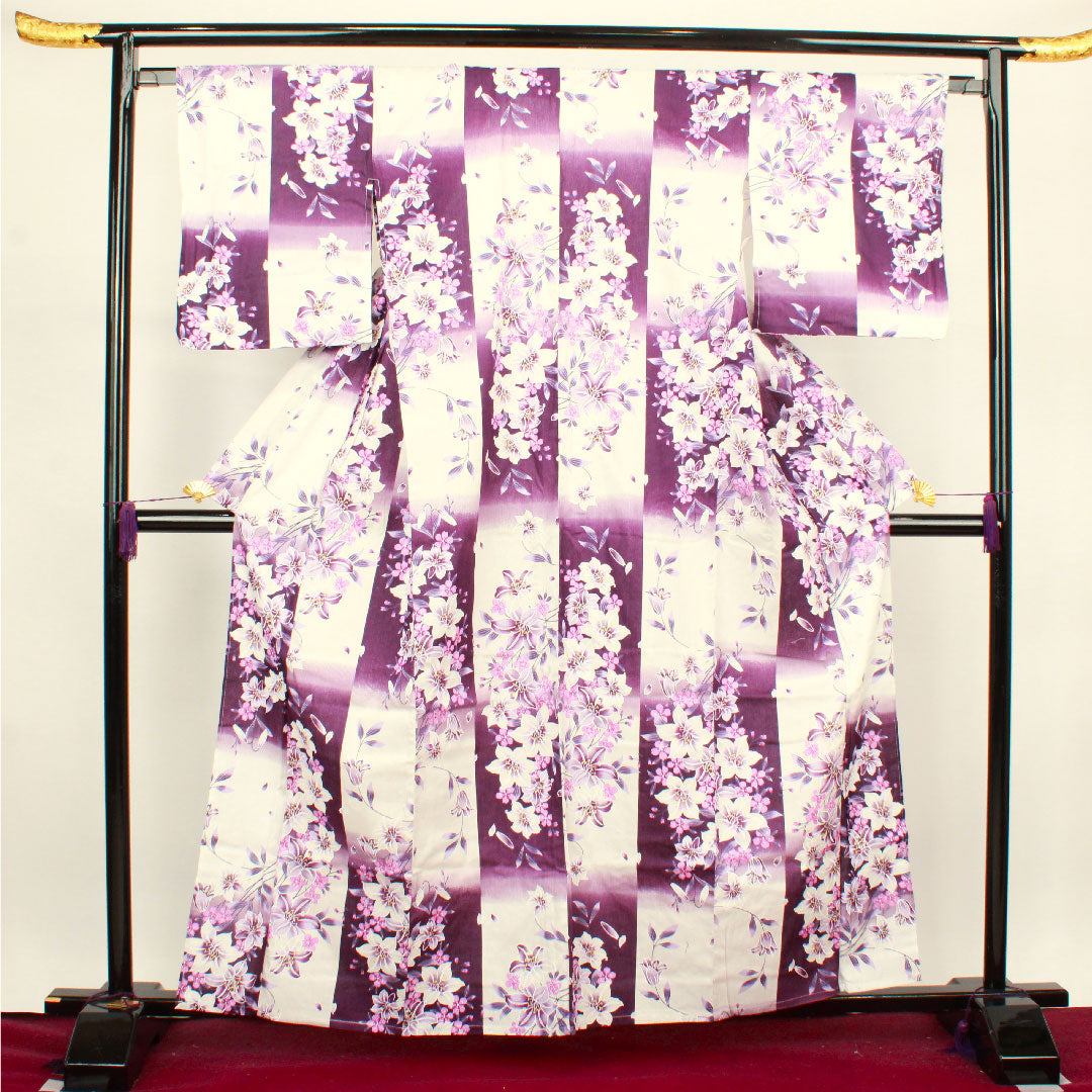 浴衣 市松 草花模様 木綿 Sランク 単衣 身丈162cm 裄丈66.5cm 白系 1118001532411