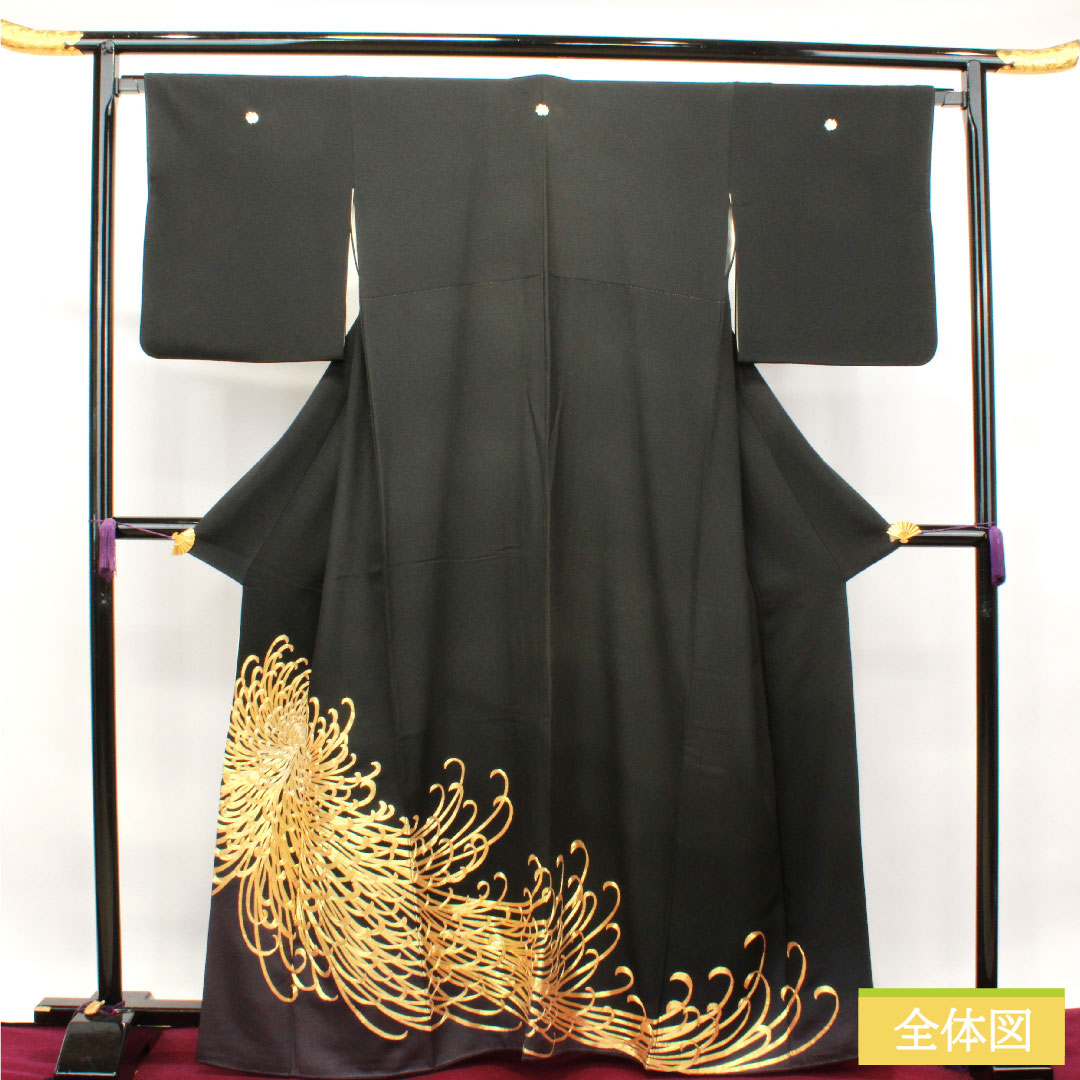 黒留袖 正絹 身丈163.5cm 裄丈66cm 袷  金駒刺繡 菊 揚羽蝶 五つ紋 Bランク 五つ紋 黒系 1111001194410
