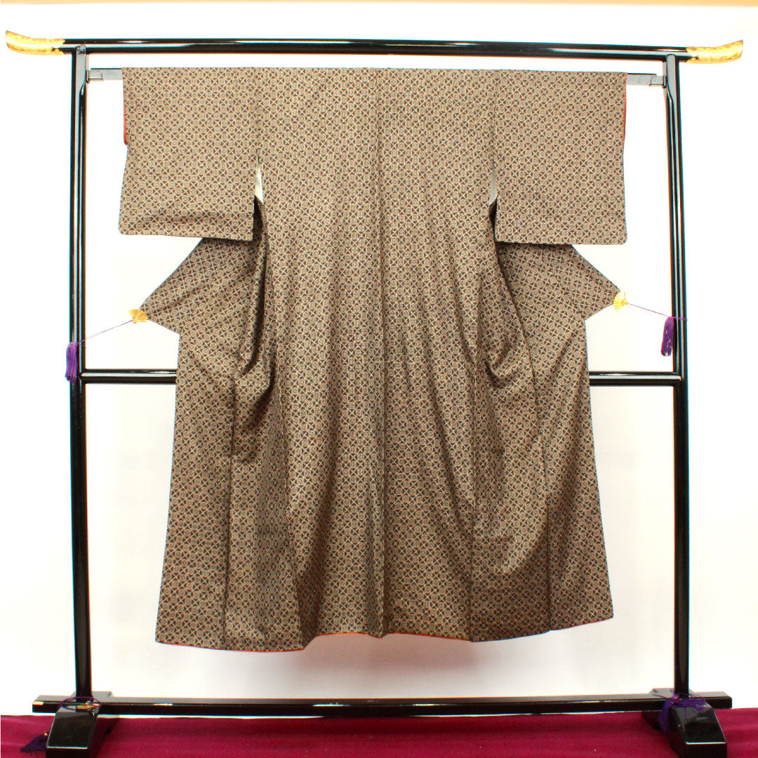 大島紬 身丈142cm 裄丈61.5cm 経緯絣 幾何学模様 正絹 Sランク 袷 茶系 1116002122114