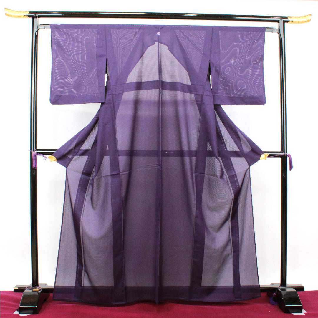 夏物 ポリエステル 色無地 身丈165cm 裄丈63cm 茄子紺色（なすこんいろ） 素無地 洗える着物 左三階松 絽 Sランク 紫系 1132001682520