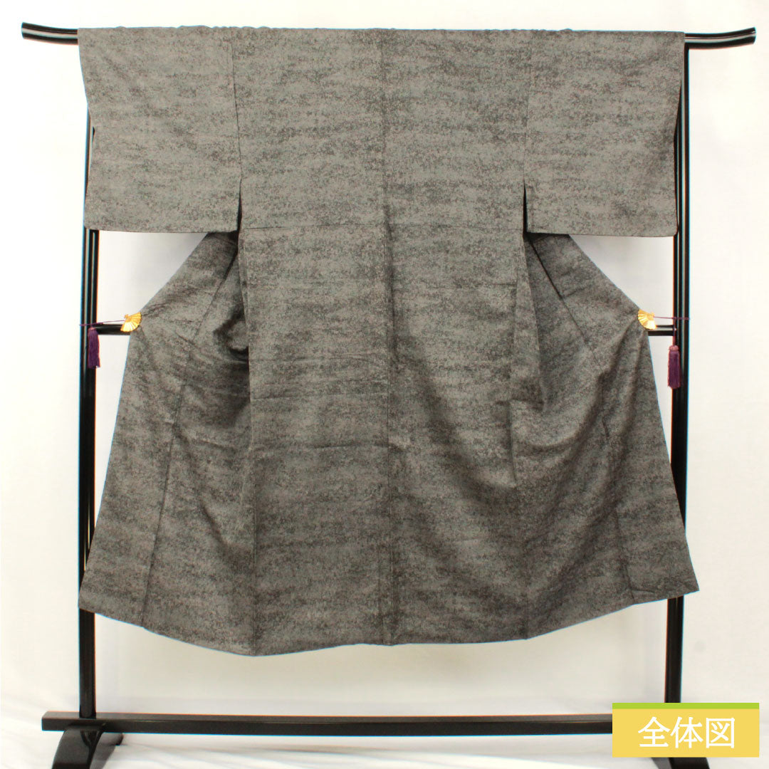 男物 正絹 Aランク 身丈139.5cm 裄丈68.5cm 紬地 ボカシ染 袷 グレー系 1119001723322