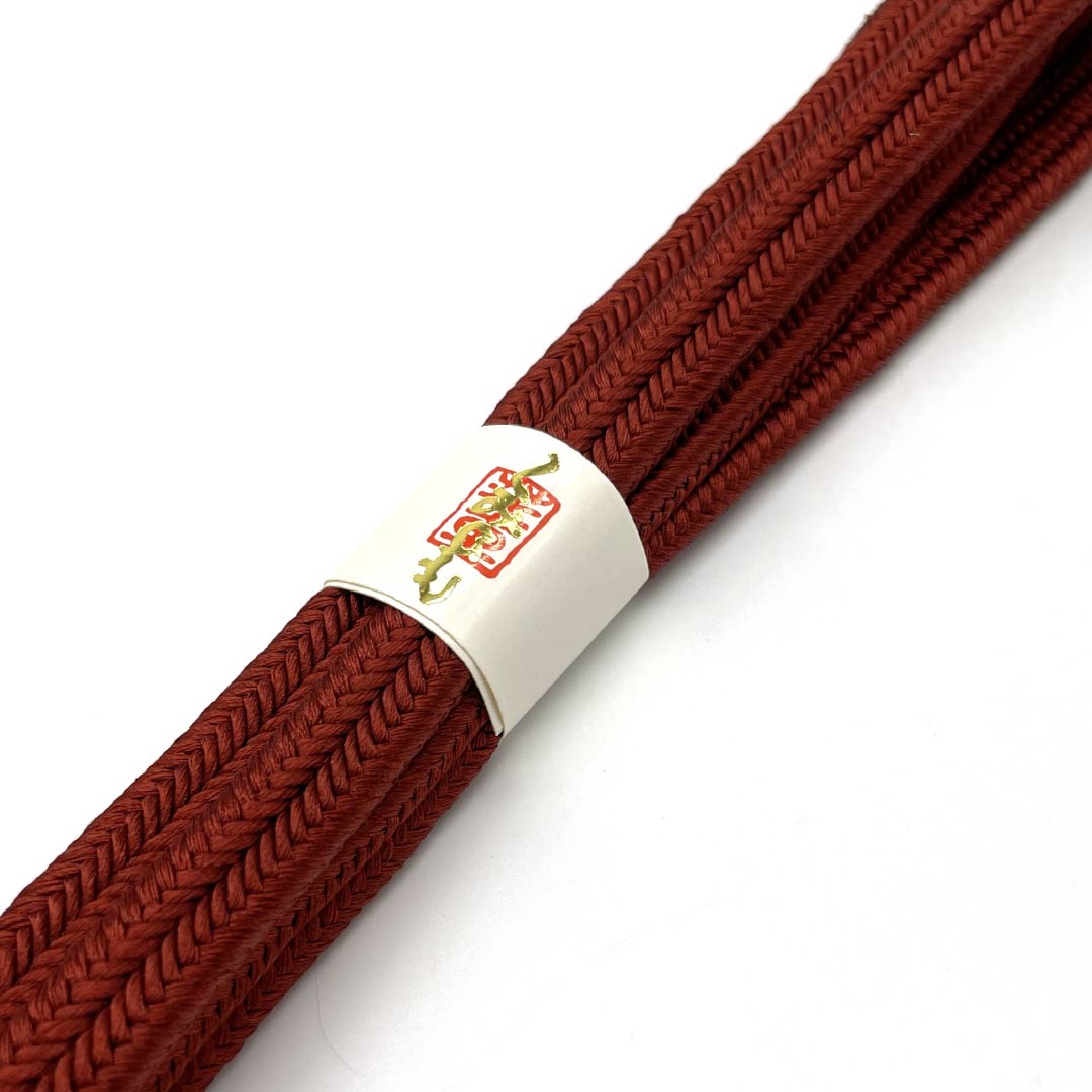 (New old stock) Obi-jime (belt fastener) Pure silk Oxblood color Crown set New old stock Length approx. 166cm Width approx. 1cm Semi-formal NEW rank Brown 1135003661314