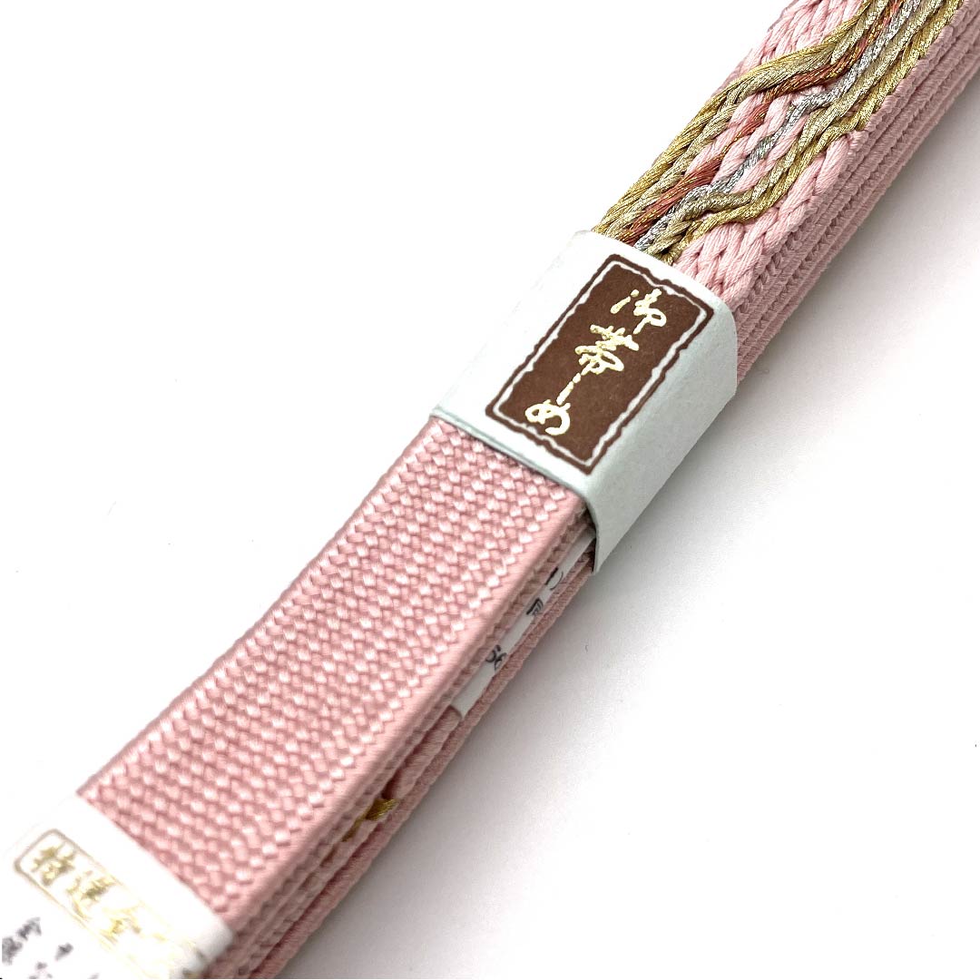（新古品） 帯締め 正絹 四分紐 浅紅色（あさべにいろ） 特選金銀糸 金属糸使用 新古品 長さ約168cm 幅約1.5cm セミフォーマル Sランク ピンク系 1135001172913