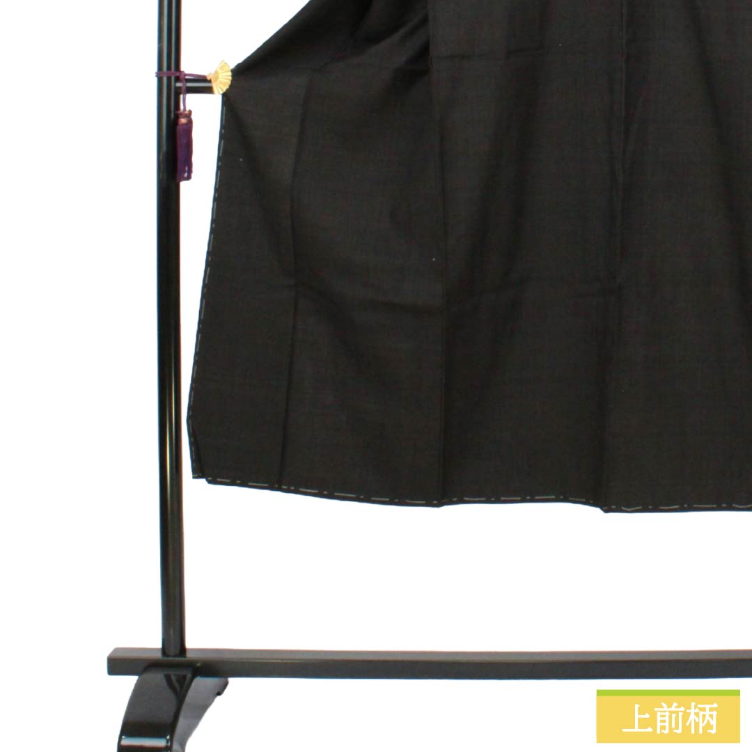 男物 正絹 Aランク 身丈137cm 裄丈64.5cm  真綿紬 無地 袷 黒系 1119001863310