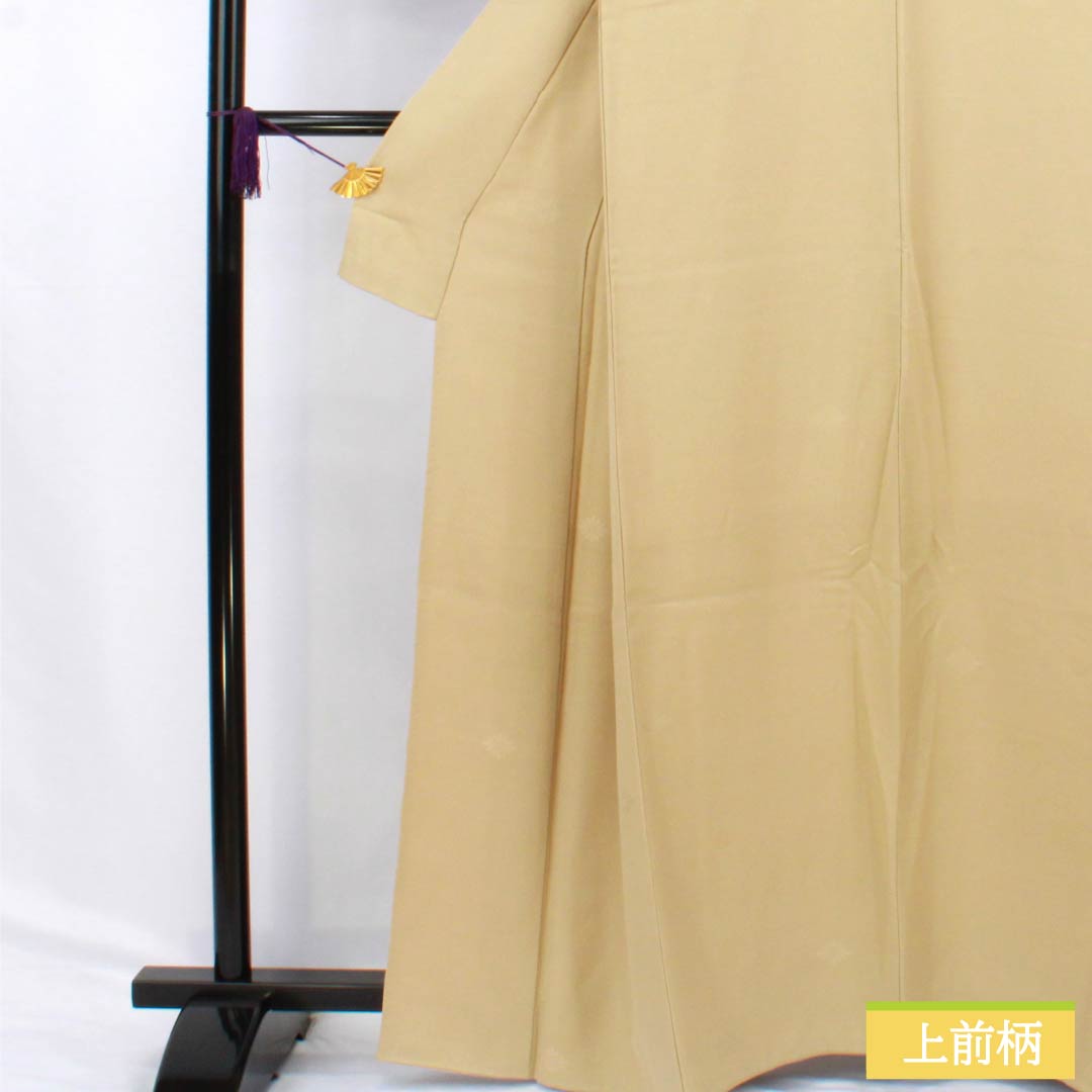 色無地 正絹 Aランク 身丈162cm 裄丈64cm 枯野色（かれのいろ） 綸子 菊 袷 ベージュ系 1114002253425