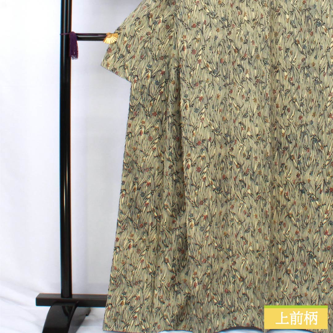 小紋 正絹 Sランク 身丈165cm 裄丈66.5cm 袷 魚子黄色（ぎょしこういろ） 型染 曲線 葉  黄系 1115007322523