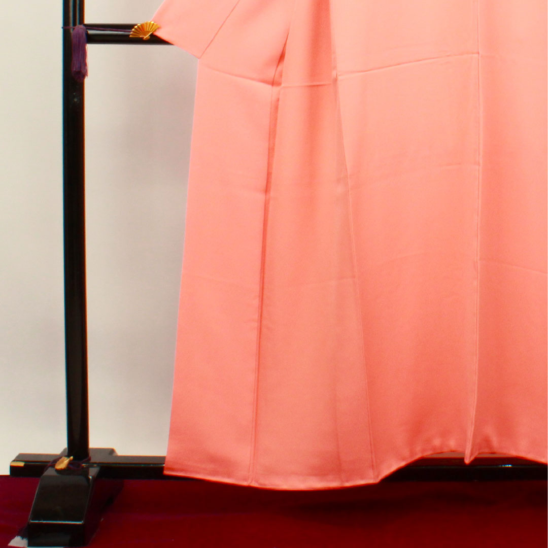 色無地 正絹 鴇色 素無地 梅鉢  身丈156.5cm 裄丈63.5cm 袷  Aランク ピンク系 1114000983313