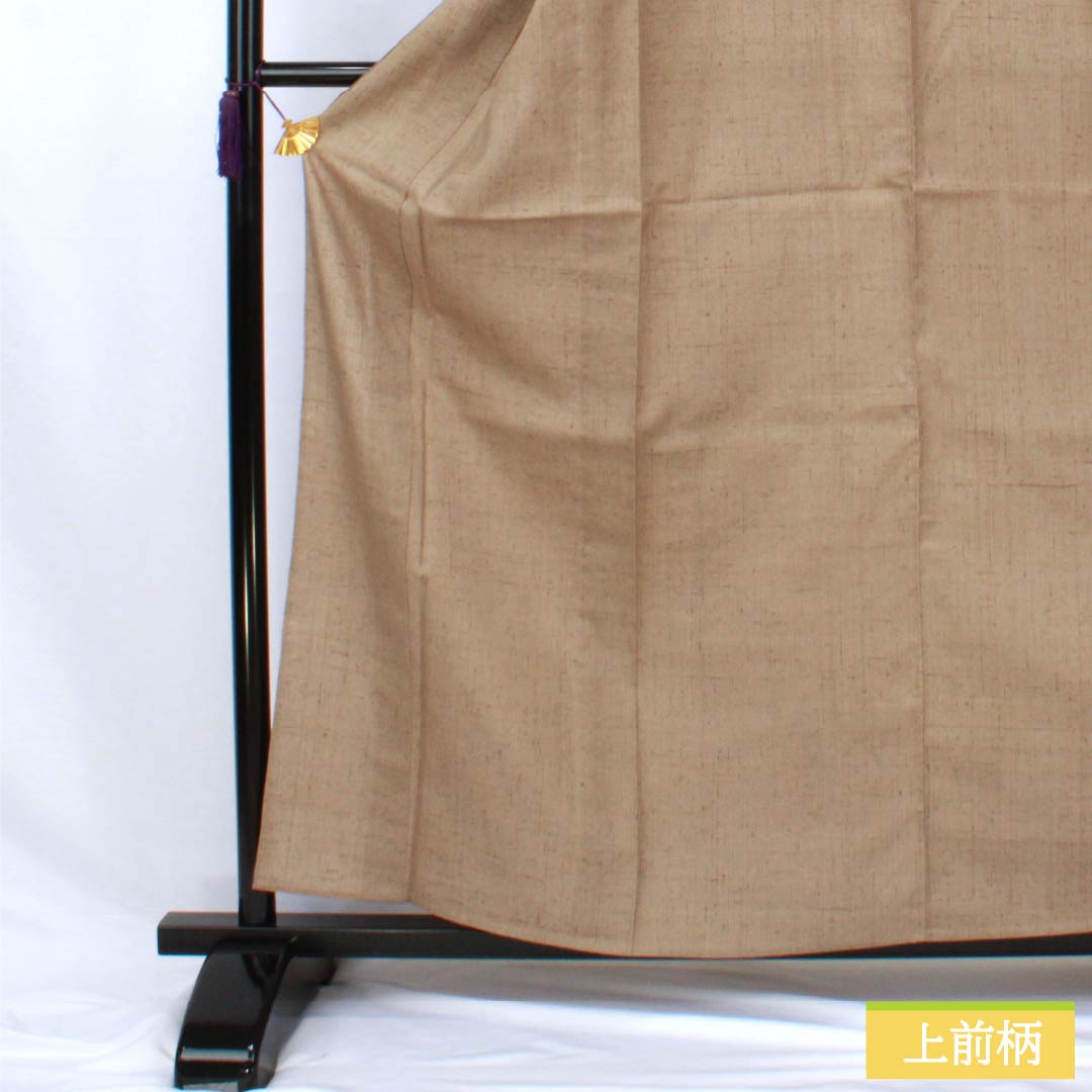紬 正絹 Sランク 身丈162cm 裄丈64cm 香色（こういろ） 生紬 無地 一つ紋 単衣 ベージュ系 1116004562425
