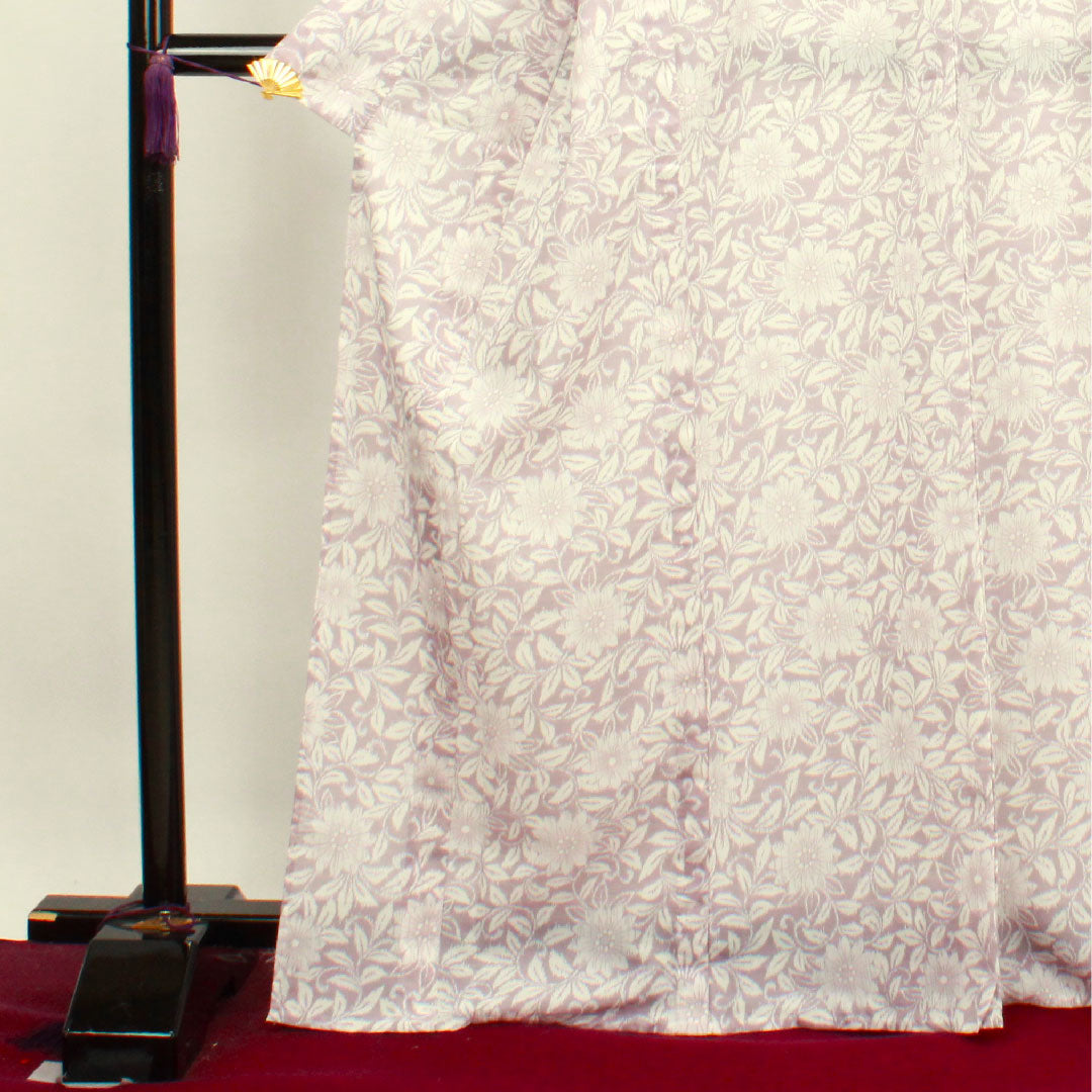 夏物 ポリエステル 小紋 身丈169cm 裄丈67.5cm 灰桜色（はいざくらいろ） マーガレット しつけ糸付き 洗える着物 紗 Sランク 紫系 1132000462520