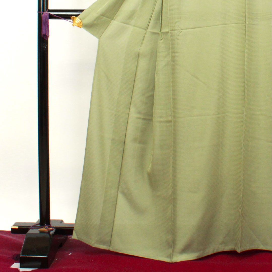 夏物 正絹 色無地 身丈165cm 裄丈65.5cm 麴塵色（きくじんいろ） 素無地 絽 Aランク 緑系 1132001503519