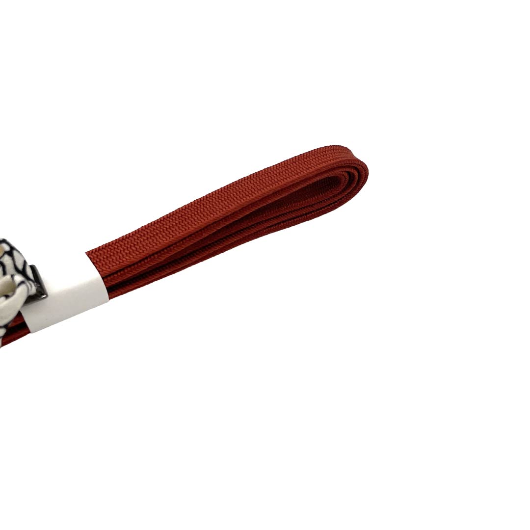 (新品)帯締め 正絹 NEWランク 三分紐 牛血紅色（ぎゅうけつこういろ） 帯留め付き つまみ細工 日本製 長さ約135cm 幅約0.8cm カジュアル 茶系 1135006481314