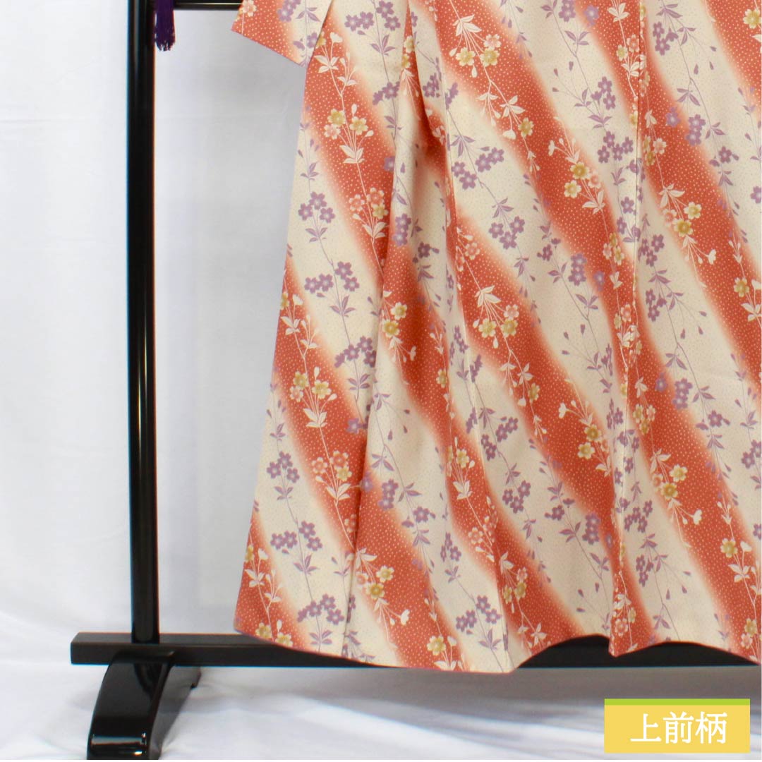 小紋 ポリエステル 身丈155.5cm 裄丈68.5cm 袷 生成り色（きなりいろ） 赤錆色（あかさびいろ） 洗える着物 桜 胴抜き Sランク グラデーション系 1115005092399