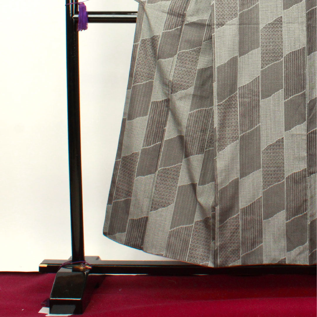 紬 身丈154.5cm 裄丈65cm 洗える着物 幾何学模様 ポリ Sランク 袷 茶系 1116002262214