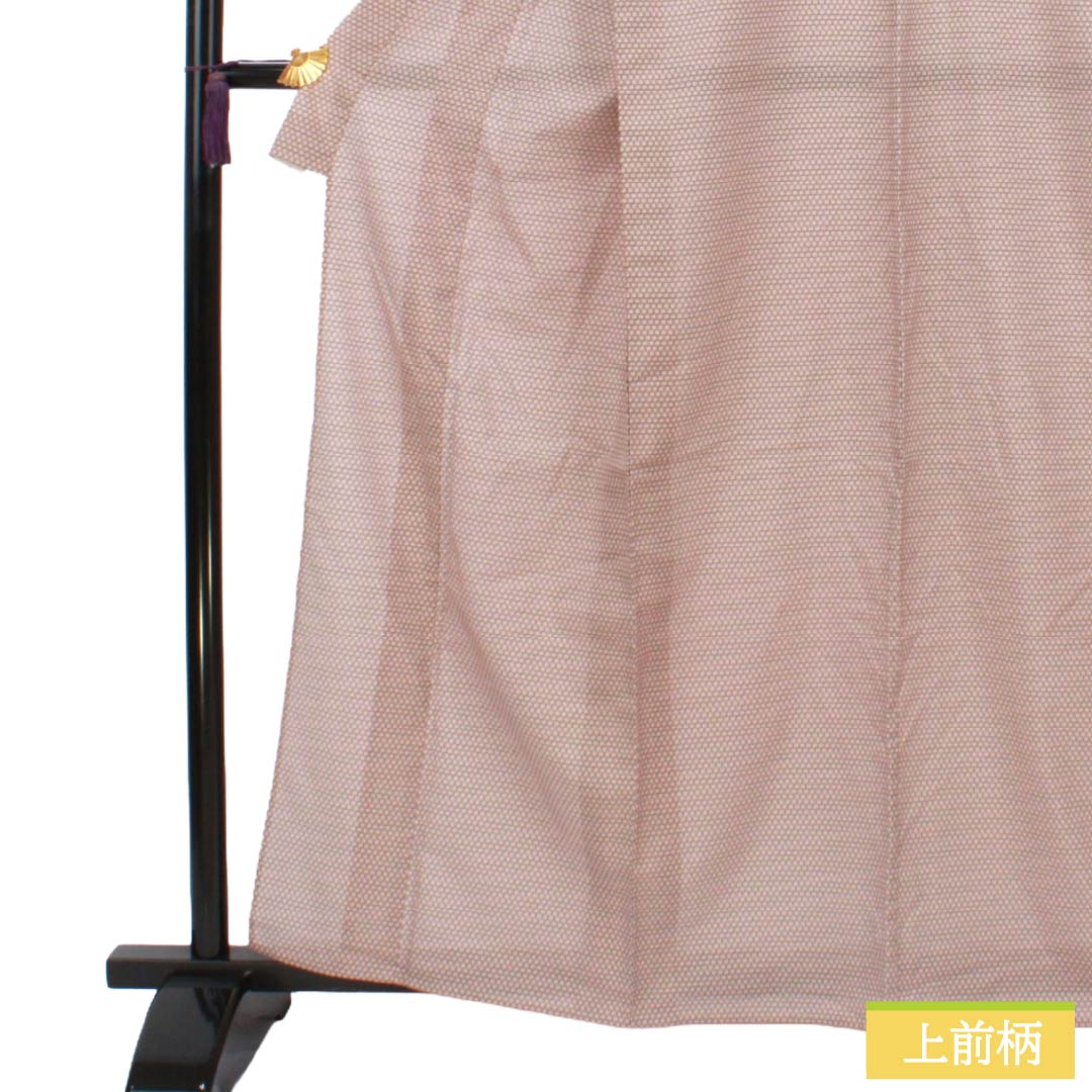 夏物 ポリエステル 小紋 Bランク 身丈161.5cm 裄丈66.5cm 桜色（さくらいろ） 籠の目 洗える着物 絽 ピンク系 1132005294413