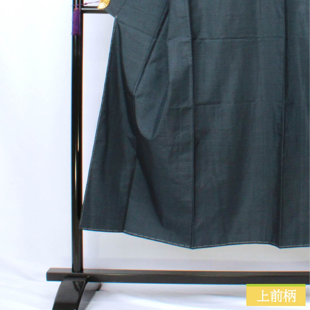 男物 正絹 Sランク 身丈146.5cm 裄丈69cm 相済茶色（あいすみちゃいろ） 大島紬 100亀甲 しつけ糸付き 袷 紺系 1119001402418