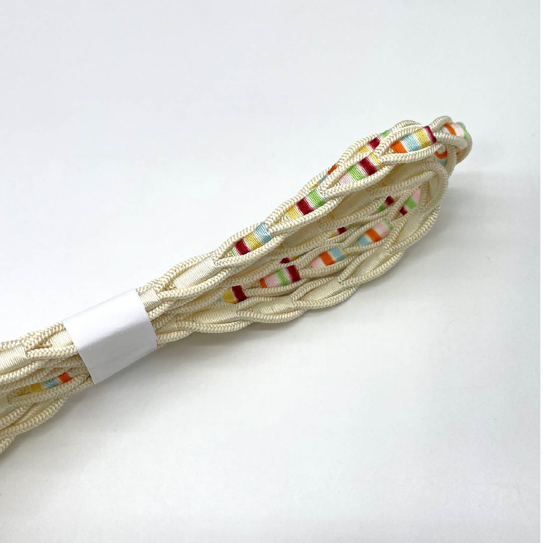 帯締め 正絹 Aランク  練色（ねりいろ） 夏用   長さ約153cm 幅約1cm カジュアル クリーム系 1135006263315