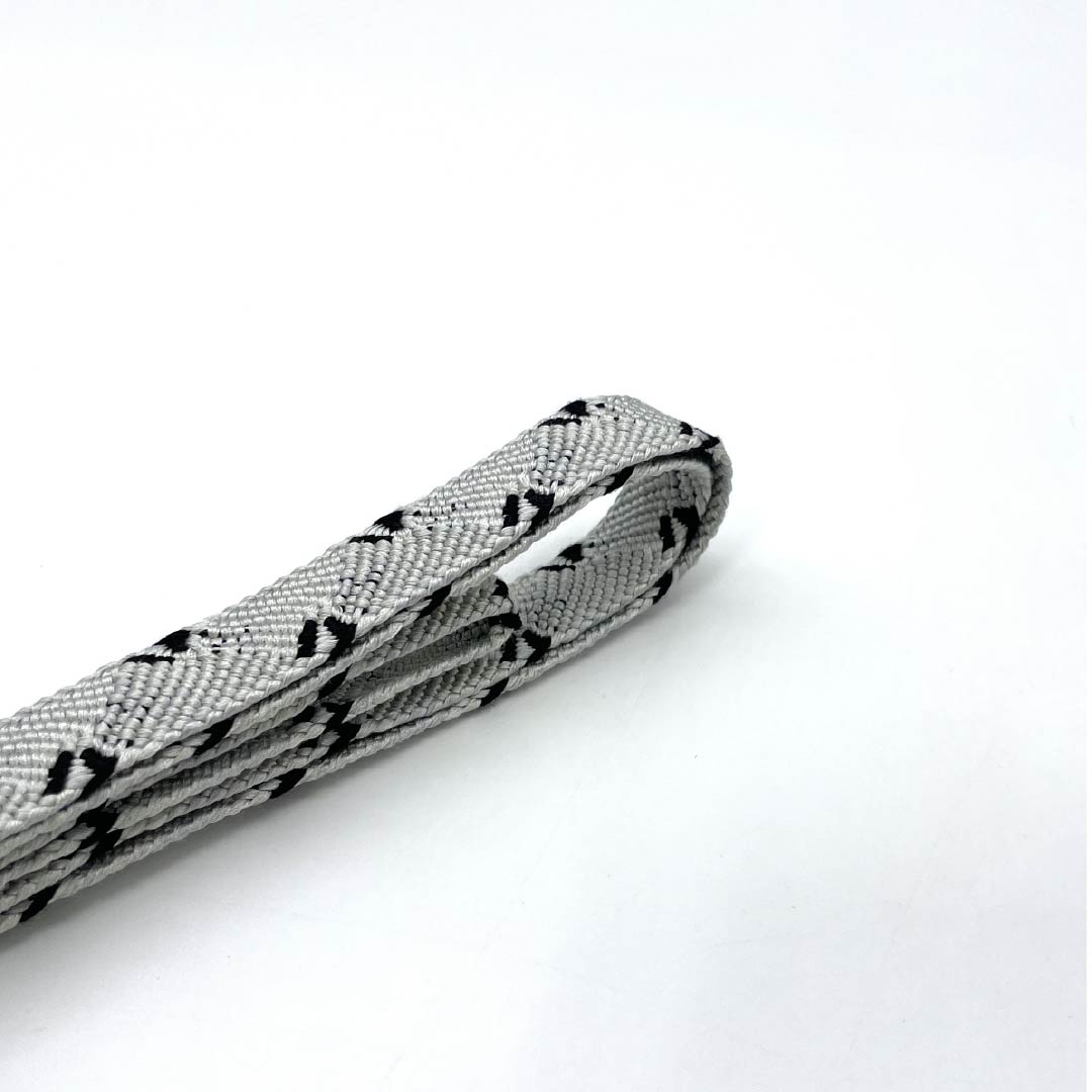 帯締め 正絹 Sランク  薄鼠色（うすねずいろ） 平組   長さ約155cm 幅約1.5cm カジュアル グレー系 1135006192322