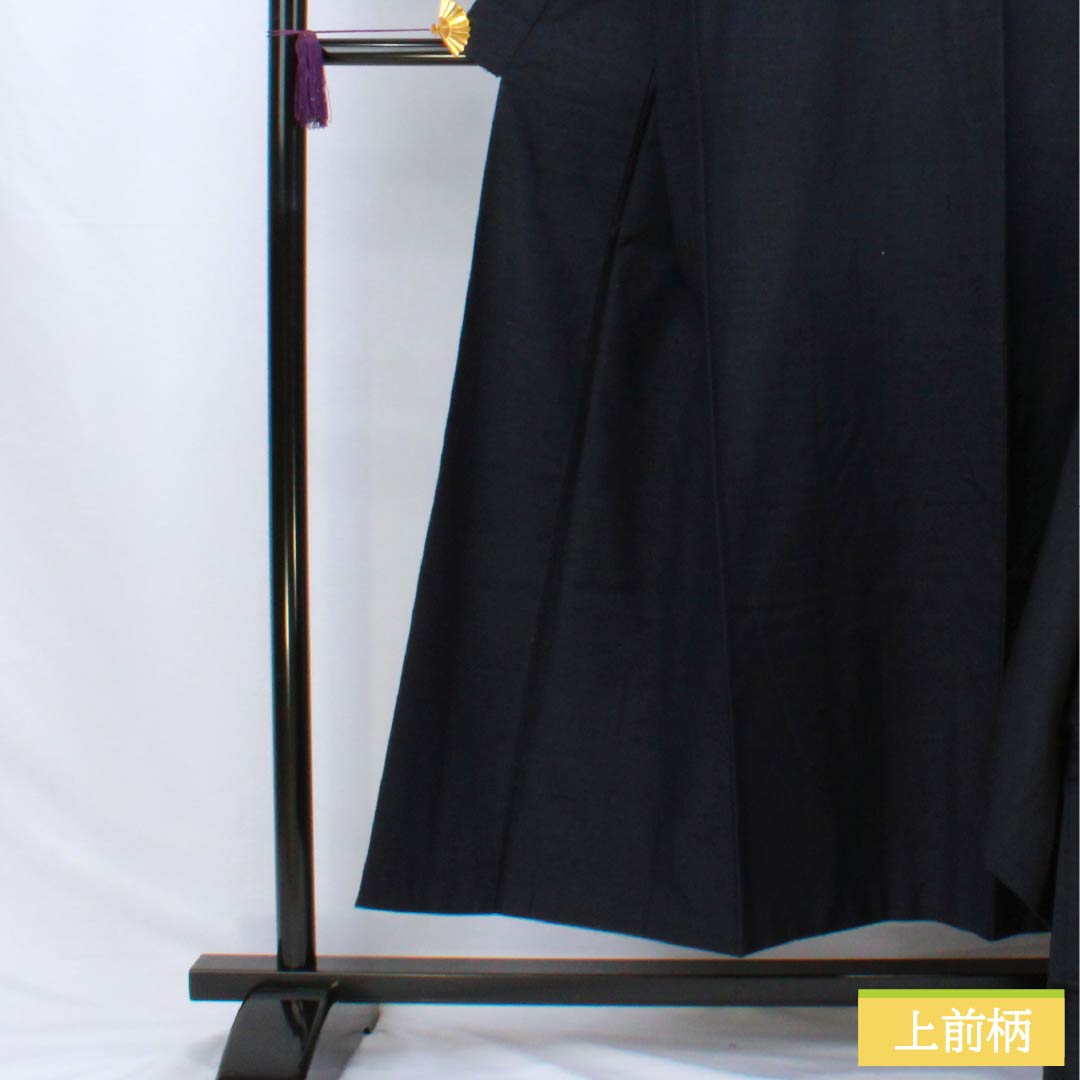 男物 正絹 Sランク 身丈148.5cm 裄丈72.5cm  濃紺色（のうこんいろ） 真綿紬 アンサンブル 袷 紺系 1119000912418