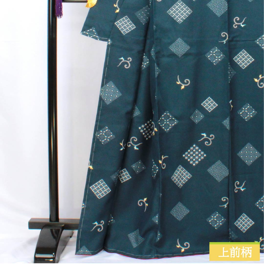 小紋 ポリエステル 身丈167.5cm 裄丈66cm 袷 深藍色（ふかあいいろ） 抽象模様 洗える着物 しつけ糸付き Sランク 紺系 1115006012518