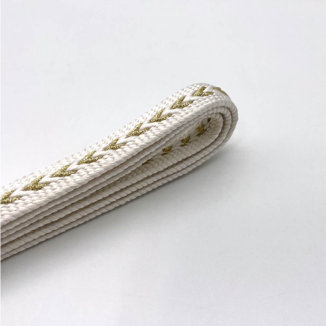 (新品)帯締め 正絹 NEWランク 白練色（しろねりいろ） 平田組紐 留袖用 古典柄 長さ約163.5cm 幅約1.5cm フォーマル 白系 1135004991311