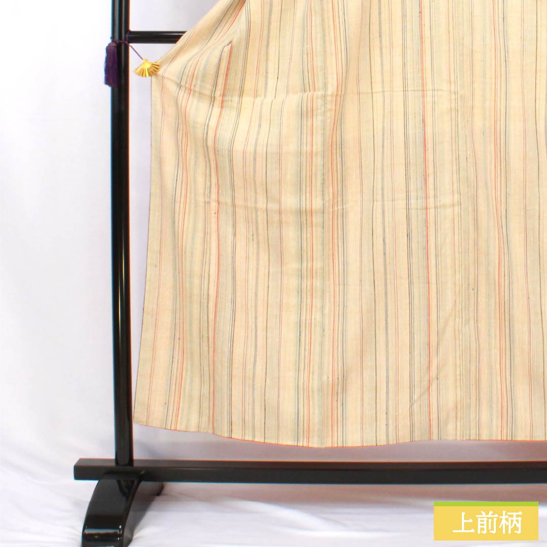 リサイクル着物】紬 正絹 Aランク 身丈154.5cm 裄丈65cm 鳥の子色