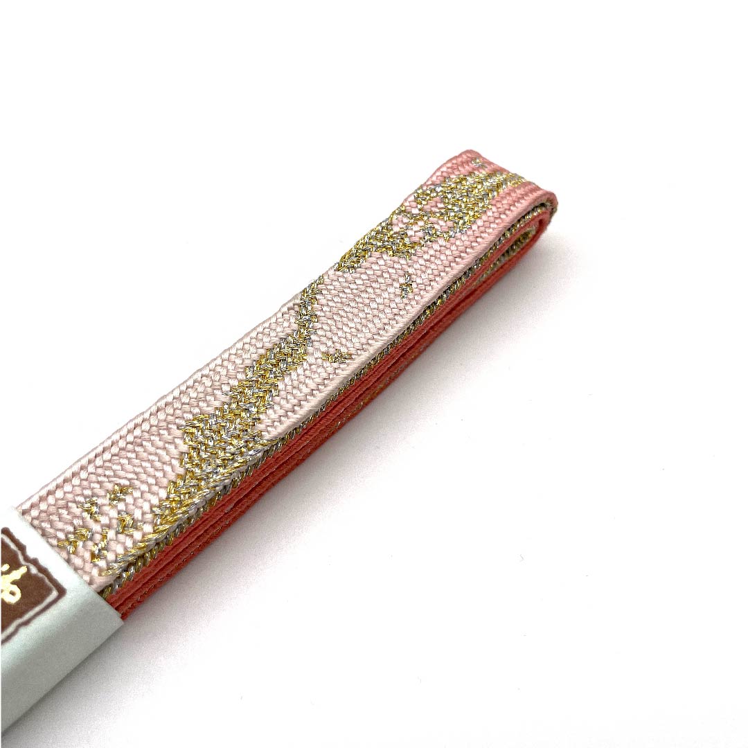 （新古品） 帯締め 正絹 四分紐 紅梅色（こうばいいろ） 金属糸使用 新古品 長さ約162cm 幅約1.5cm セミフォーマル Sランク ピンク系 1135001852913