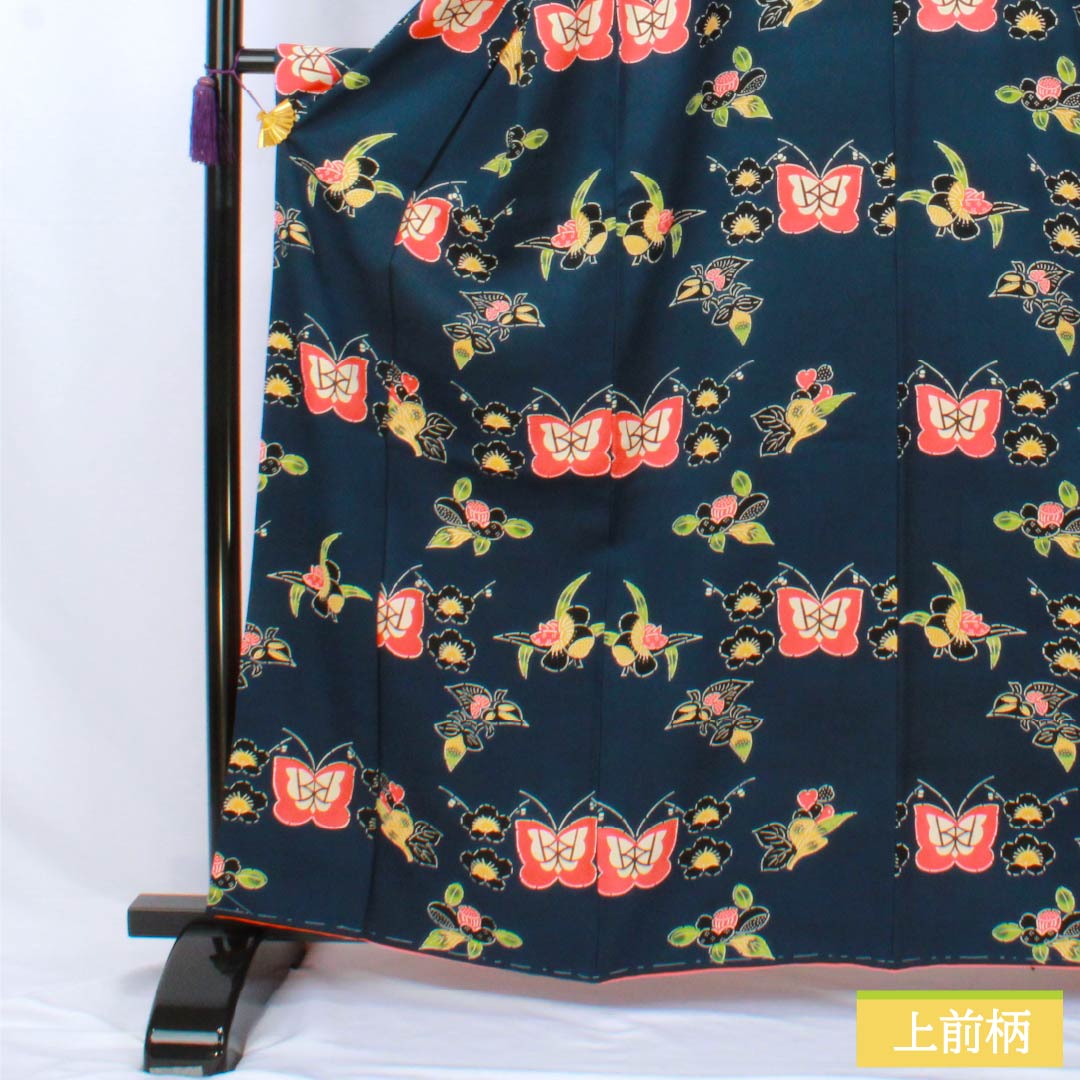 小紋 正絹 Sランク 身丈164cm 裄丈68cm 袷 濃紺色（のうこんいろ） 京紅型 一方付け 蝶 花 紺系 1115007712418