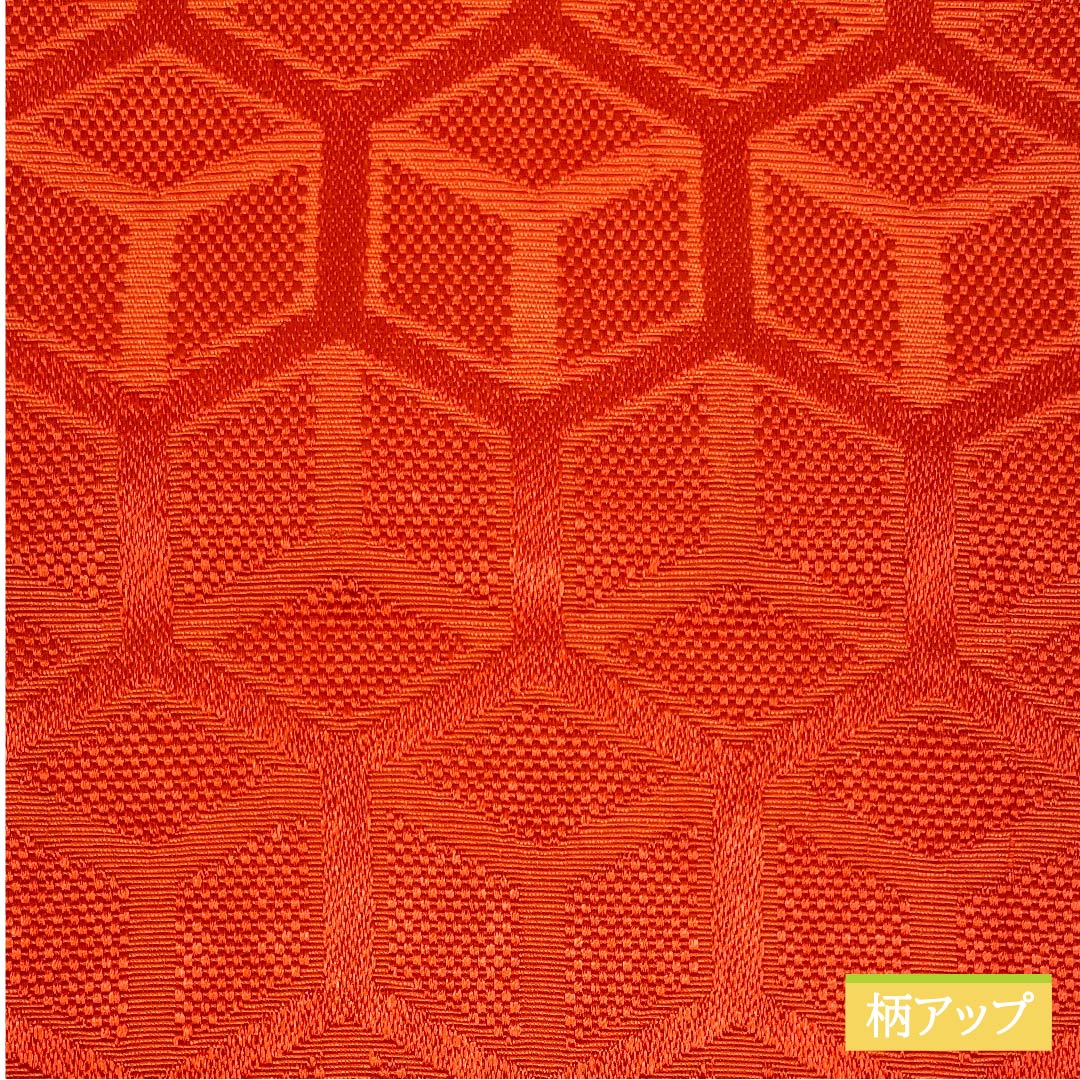 （未仕立）半幅帯 ポリエステル 緋色（ひいろ） 亀甲に三つ菱 古典柄 幾何学模様 帯丈346cm 赤系 Sランク 1125001012312