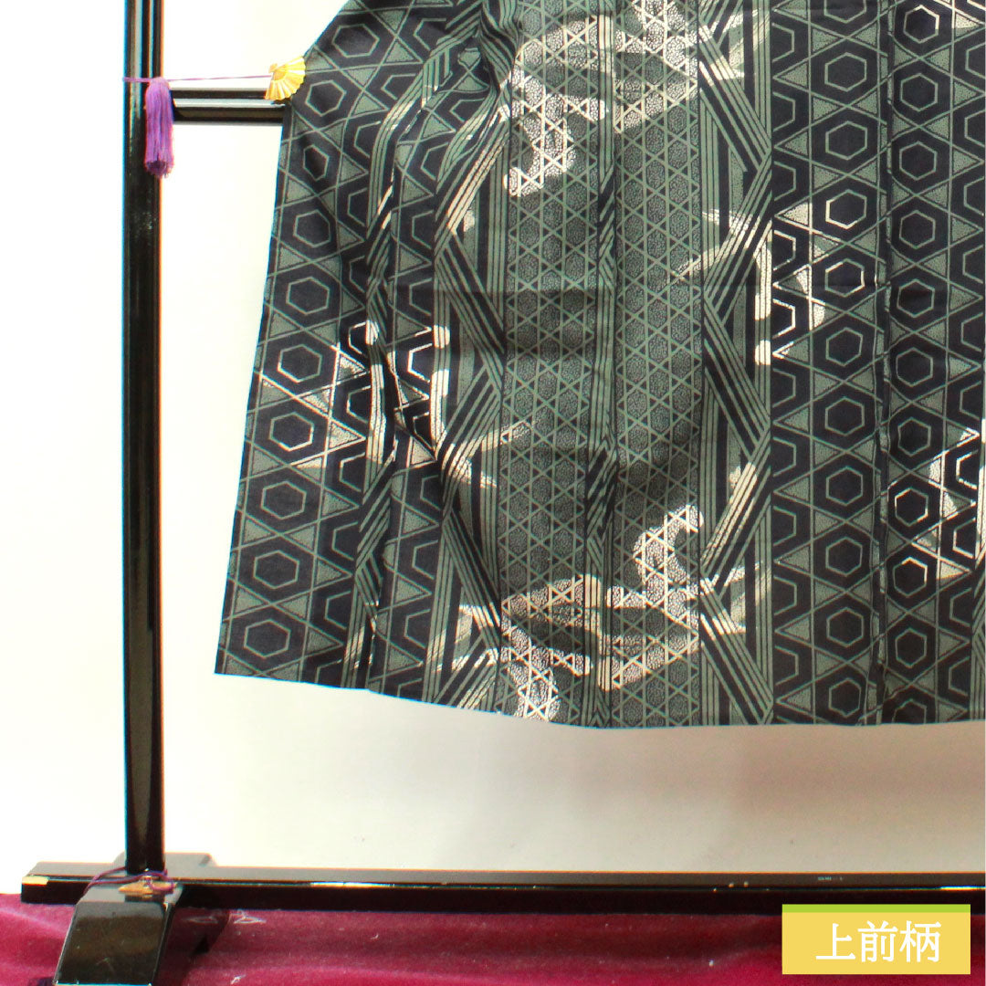 浴衣 木綿 身丈142.5cm 裄丈67.5cm Sランク 単衣 緑系 島松鼠色（しままつねずいろ） 男物 幾何学模様 1118004892419
