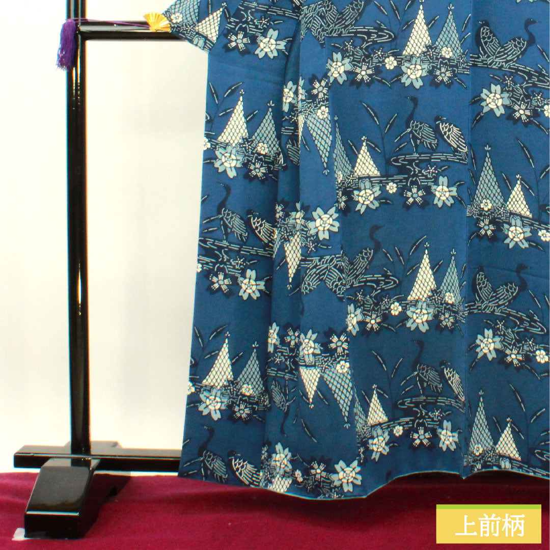 小紋 正絹 身丈158.5cm 裄丈65cm 袷 紺桔梗色（こんききょういろ） 京紅型 白鳥 桜 流水 Sランク 紺系 1115004182318