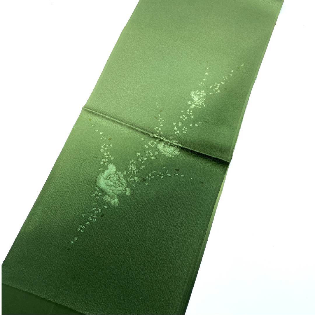 （新古品） 帯揚げ 正絹 フォーマル 織部色（おりべいろ） 薔薇 新古品 長さ約178cm 幅約29.5cm Sランク 緑系 1136000092919