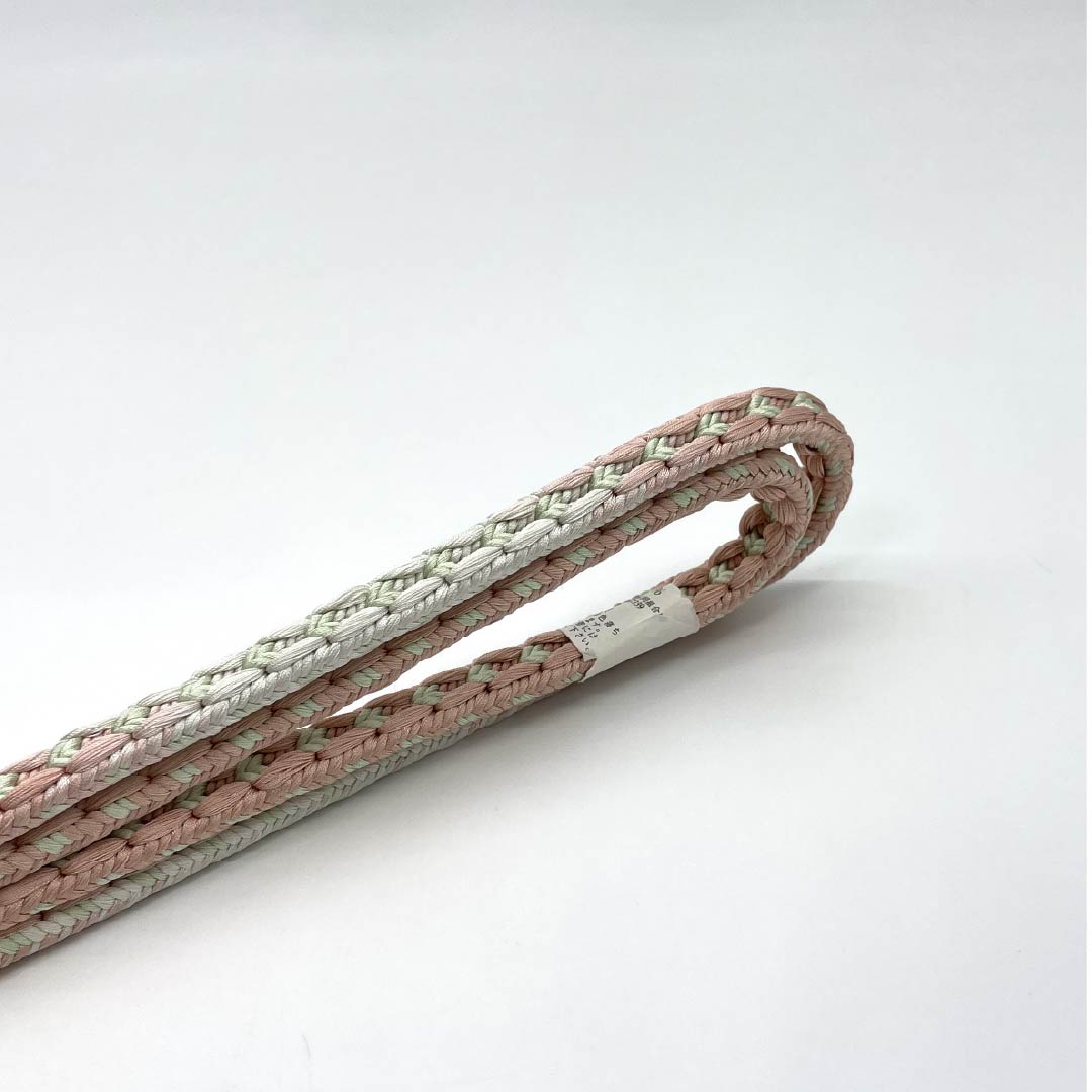 (新品)帯締め 正絹 NEWランク  東雲色（しののめいろ） 薄緑色（うすみどりいろ）   長さ約166cm 幅約1cm カジュアル ピンク系 1135005881313