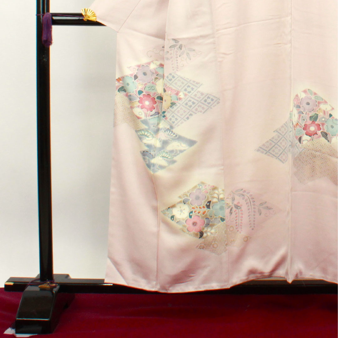 Homongi, pure silk, lined, length 156.5cm, sleeve length 64cm, cherry blossom color, Tsujigahana, five gourds and one-bite, A rank, pink, 1112003113313