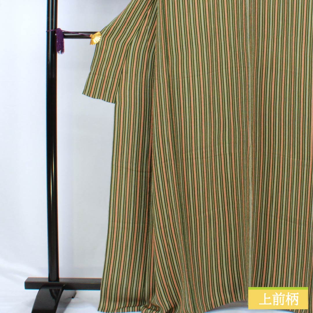 小紋 正絹 Sランク 身丈166cm 裄丈66.5cm 単衣 織部色（おりべいろ） 縞 ちりめん地 緑系 1115006742519
