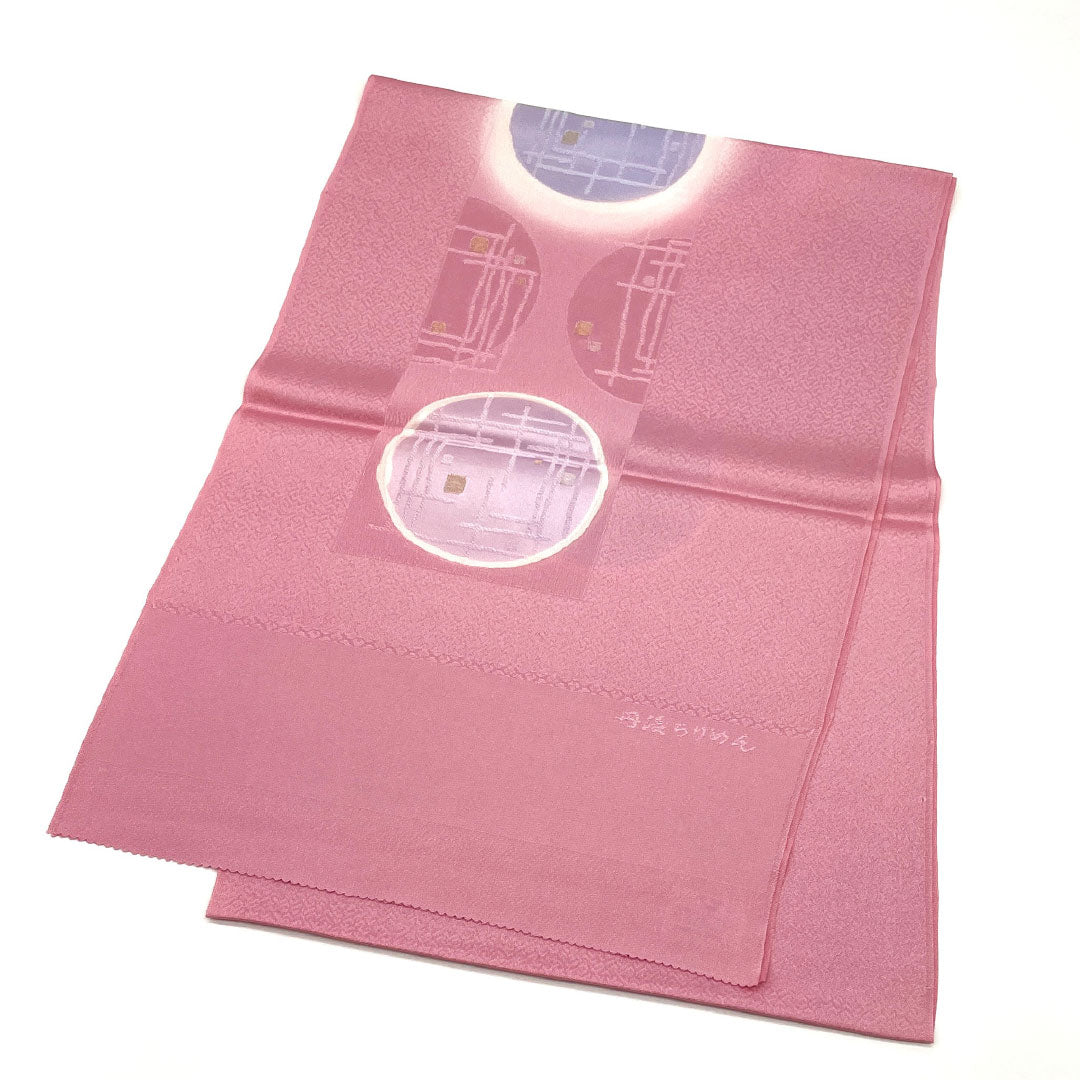（新古品）帯揚げ 正絹 NEWランク セミフォーマル 撫子色（なでしこいろ） 丹後ちりめん 幾何学模様  長さ約180cm 幅約30.5cm ピンク系 1136001261913