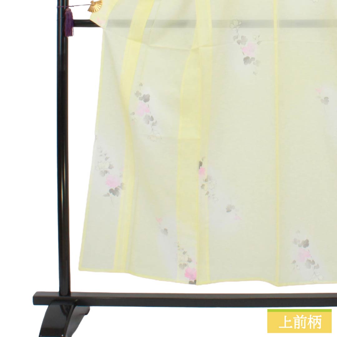 夏物 ポリエステル 小紋 Aランク 身丈153cm 裄丈62cm 淡黄色（たんこうしょく） 草花模様 洗える着物 絽 黄系 1132005283223