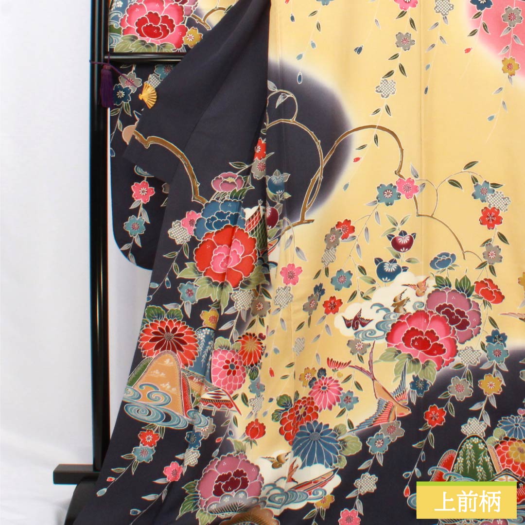 振袖 正絹 Aランク 身丈176.5cm 裄丈66cm 袷 薄柑子色（うすこうじいろ） 京紅型 吉祥文様 桜 牡丹 橙系 1113002343826
