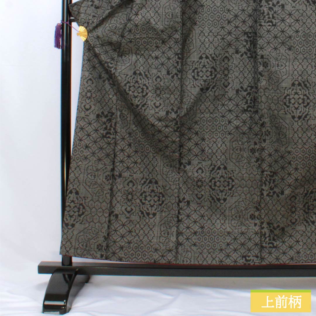 紬 正絹 Sランク 身丈158.5cm 裄丈63cm 大島紬 抽象模様 袷 黒系 1116004302310