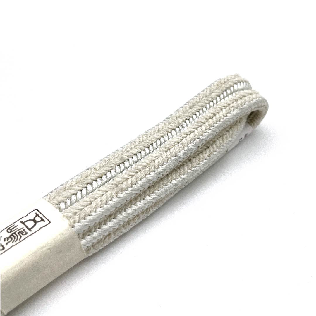 （新古品） 帯締め 正絹 四分紐 卯の花色（うのはないろ） 青白磁色（せいはくじいろ） 五嶋紐 江戸組紐 長さ約159cm 幅約1.2cm カジュアル Sランク 白系 1135002482311