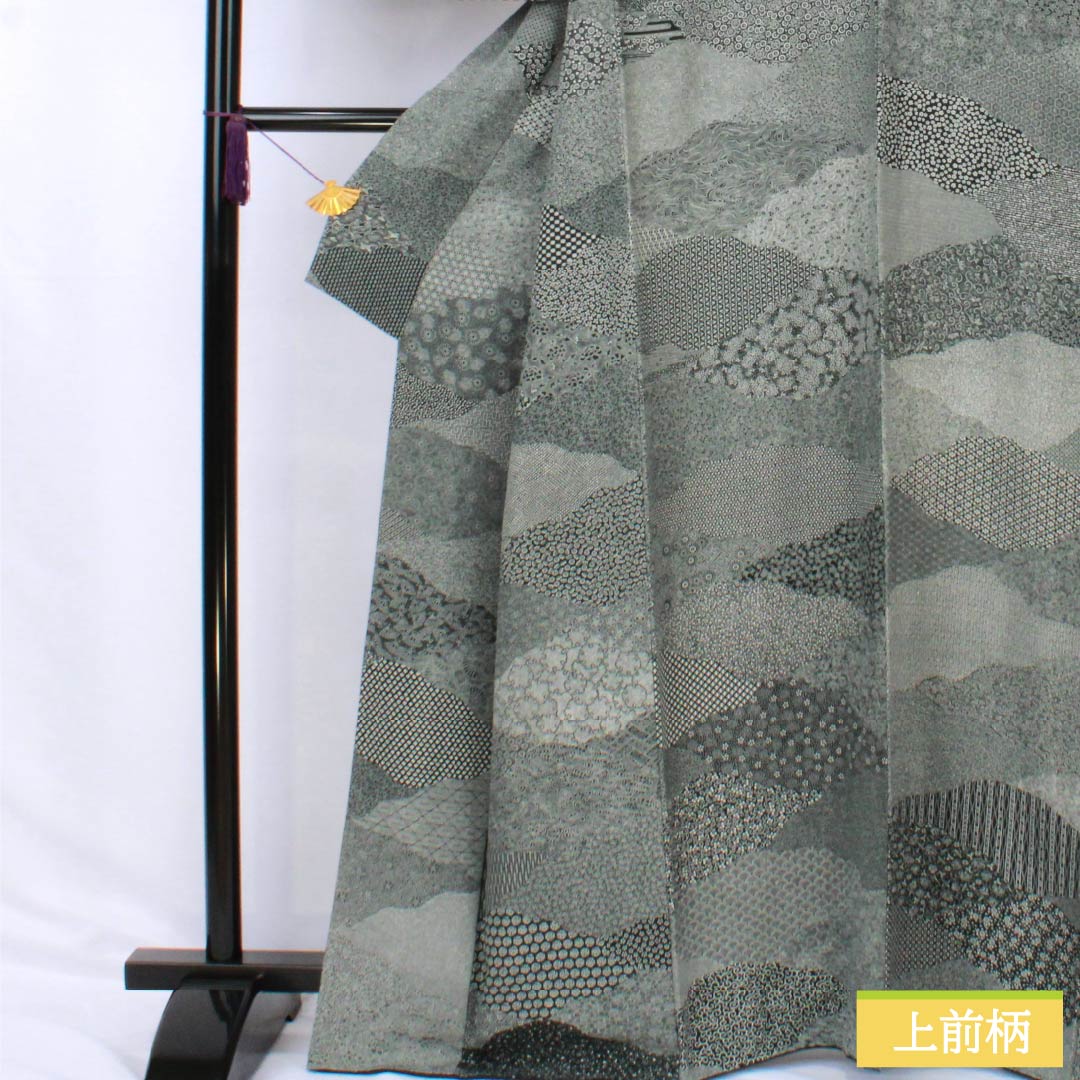 リサイクル着物】小紋 正絹 Sランク 身丈164.5cm 裄丈66.5cm 袷 金田染