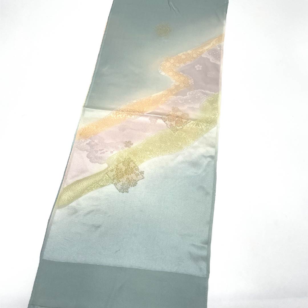 帯揚げ 正絹 Aランク セミフォーマル 薄水色（うすみずいろ） 桜 雲 長さ約180cm 幅約30.5cm 水色系 1136004213924
