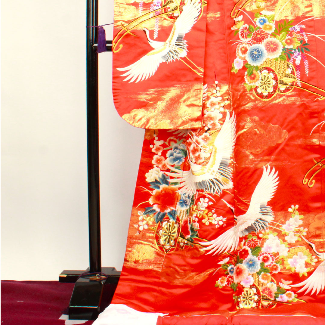 色打掛 身丈185cm  緋色 刺繡 花車 鶴 正絹 Bランク 袷 朱系 1110000264916