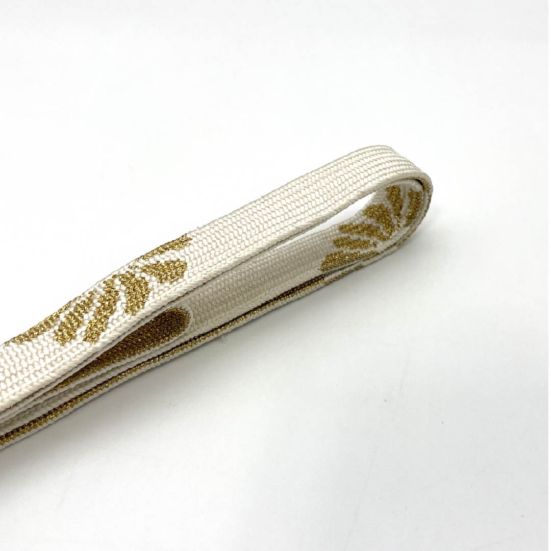 帯締め 正絹 Sランク  白金 平組   長さ約156cm 幅約1.5cm 留袖用 白系 1135006182311