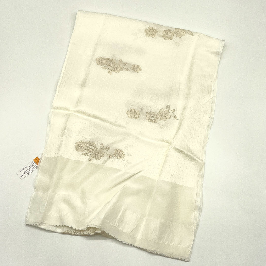 （新古品） 帯締め・帯揚げセット 正絹 NEWランク 乳白色（にゅうはくしょく） 留袖用 古典柄 桜 長さ約164cm 幅約1.6cm フォーマル 白系 1141000341311