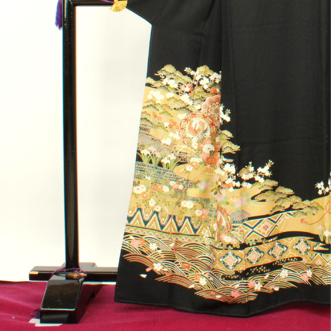 黒留袖 身丈163.5cm 裄丈62.5cm 袷 京友禅 吉祥文様 丸に抱き沢瀉 正絹 Aランク 五つ紋 黒系 1111000633410