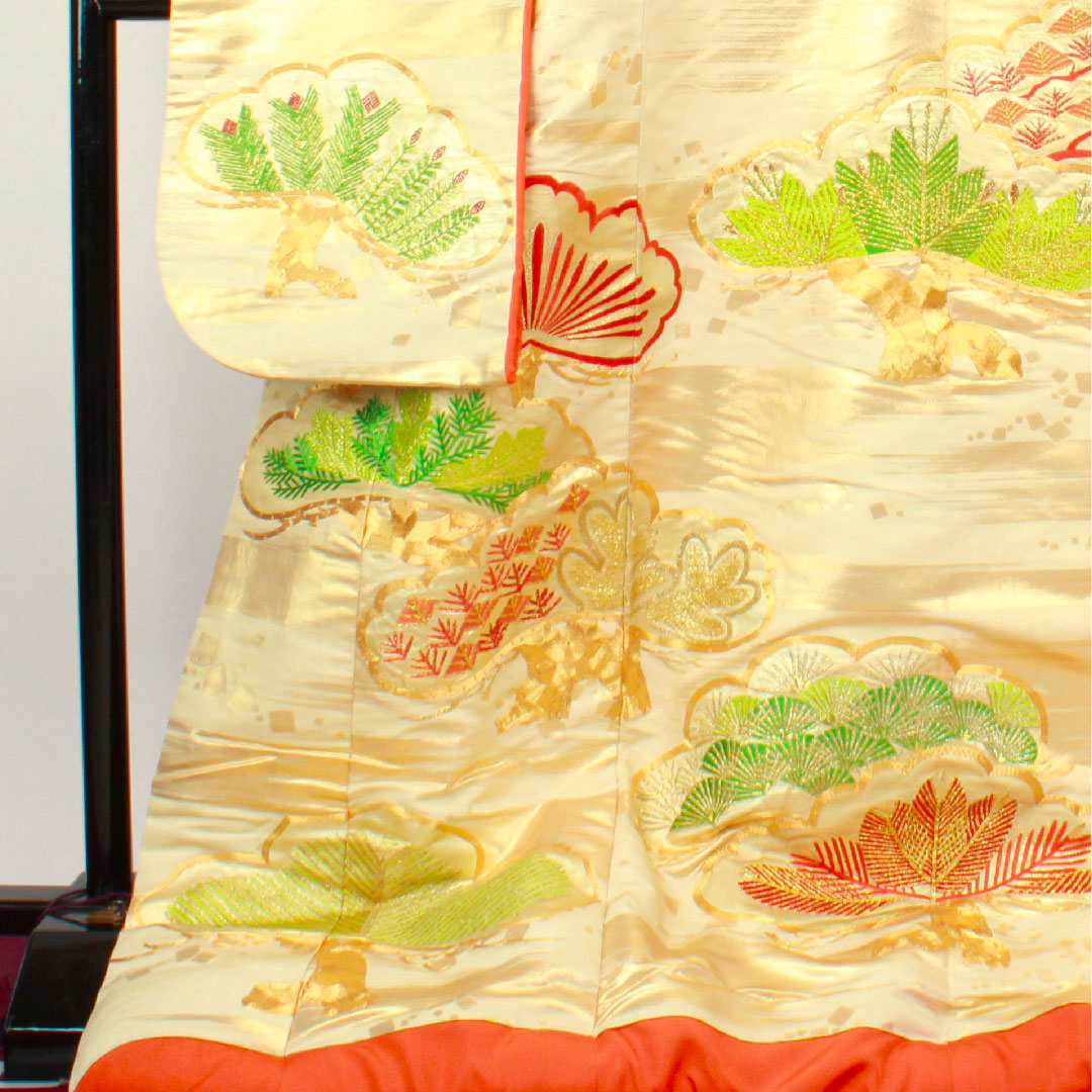 色打掛 身丈184cm  千總 大丸 千歳契松文 金駒刺繡 正絹 Bランク 袷 クリーム系 1110000604915