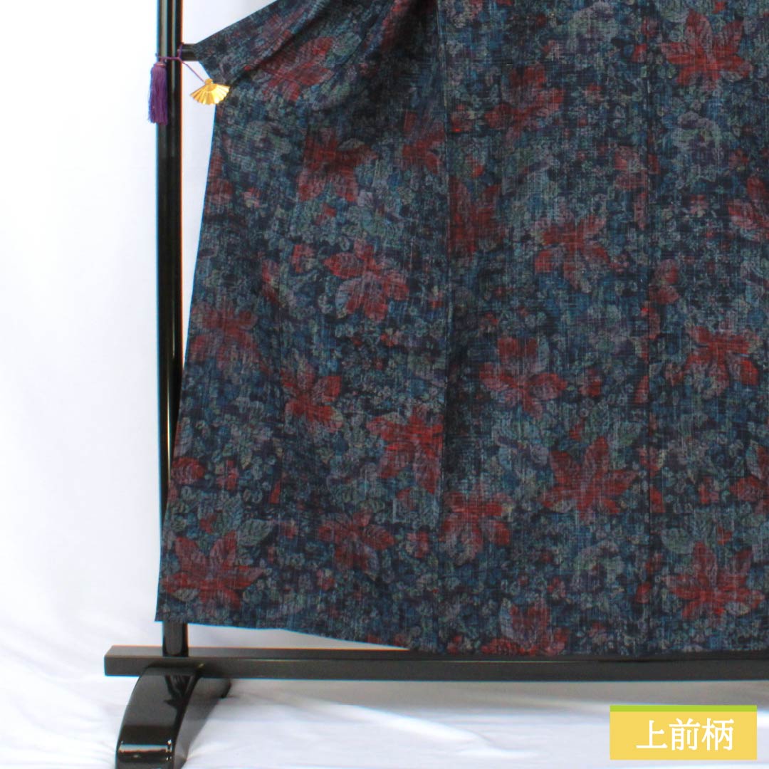【絹様】専用 リサイクル着物】紬 正絹 Sランク 身丈159.5cm 裄丈66cm 濃紺色（の